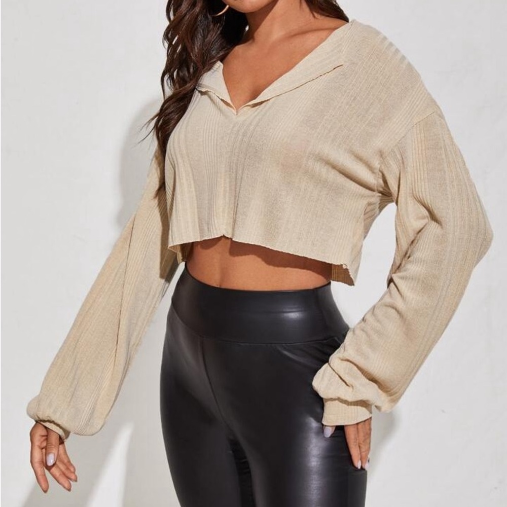 SHEIN Cream Ribbed Raw-Cut Crop Top